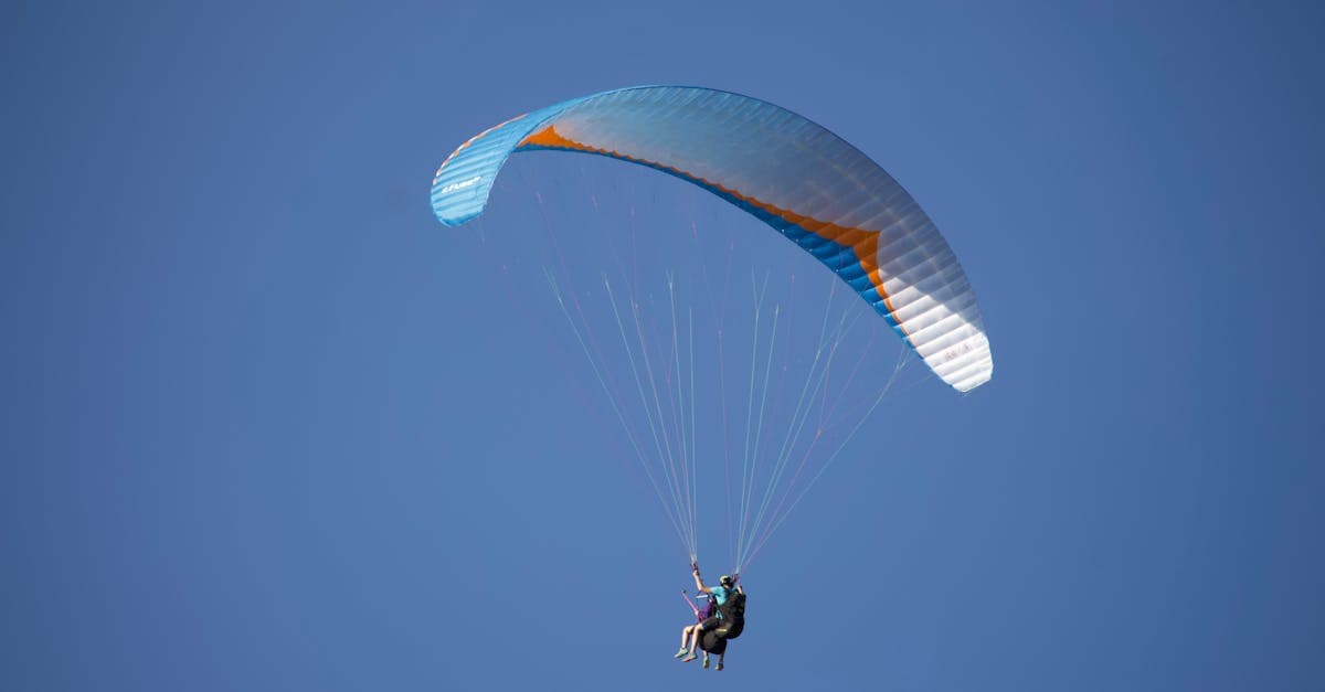 Aktivite Park Yamaç Paraşütü