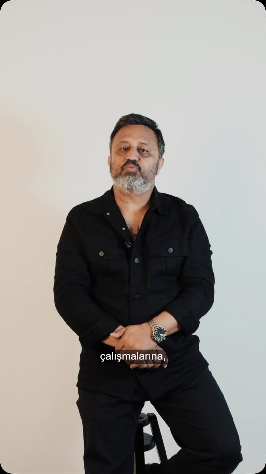Serdar Ceylan Sanat Akademisi, müziğin her yaşta öğrenilebileceği ve birlikte yaşanabileceği inancıy