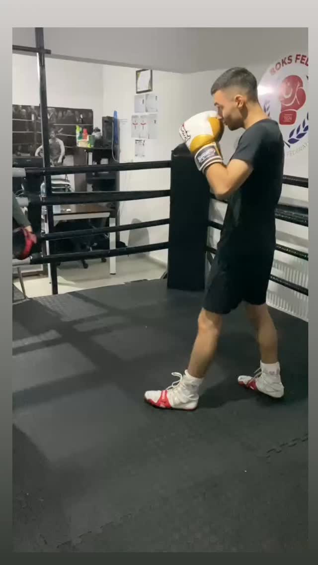 Müziğe gerek yok, orjinalini dinlemek keyif veriyor
