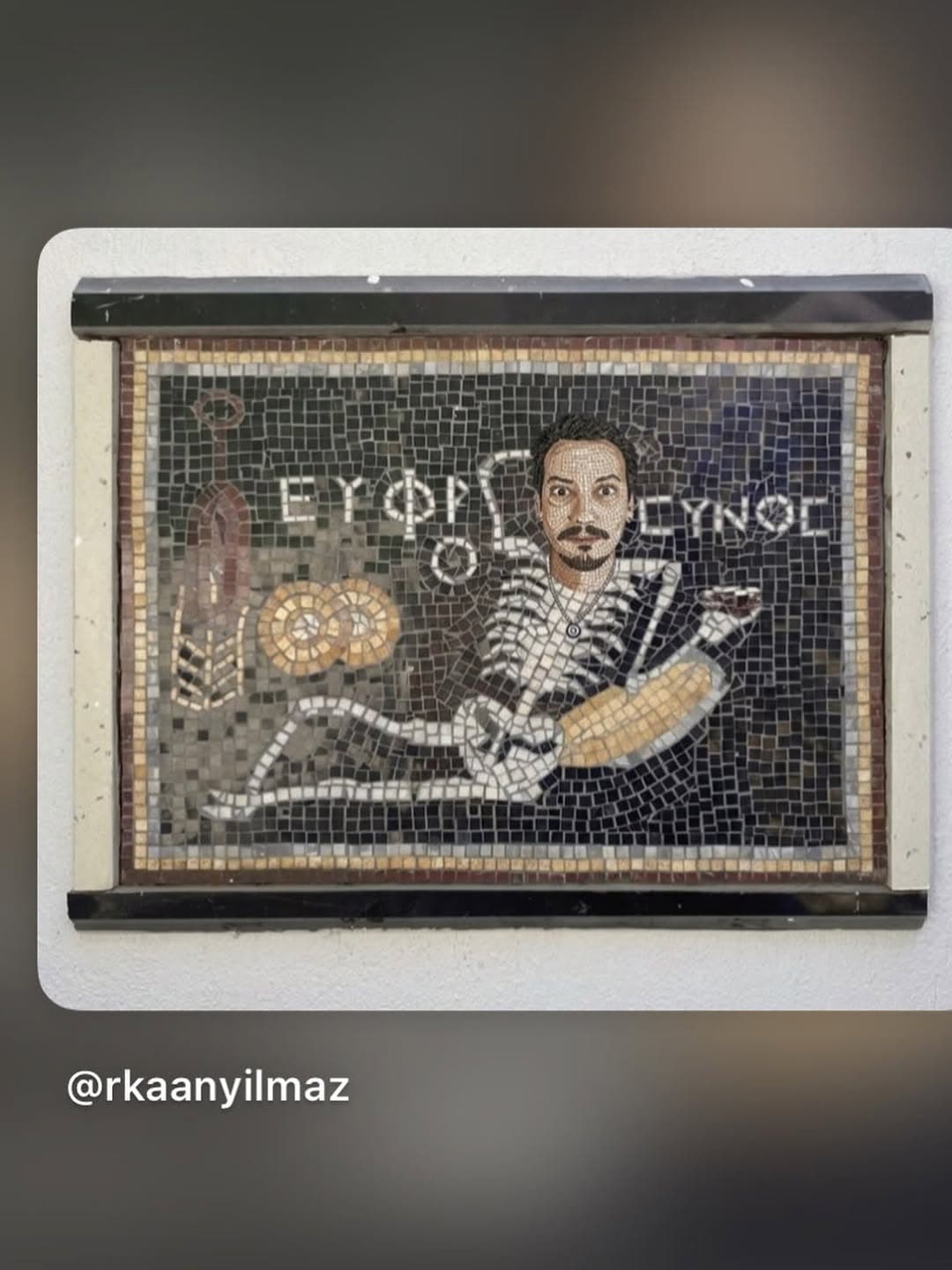 ✨ Antik mozaik sanatının büyülü dünyasına davetlisiniz!
Yüzyıllardır hikâyeler anlatan küçük taşlar