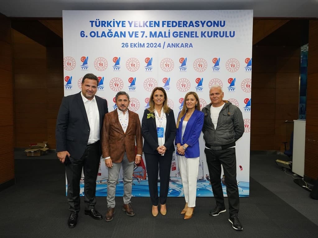 26 Ekim Cumartesi günü Ankara’da yapılan ,kulübümüzü temsilen 3 delege ile katılım sağladığımız ,TYF