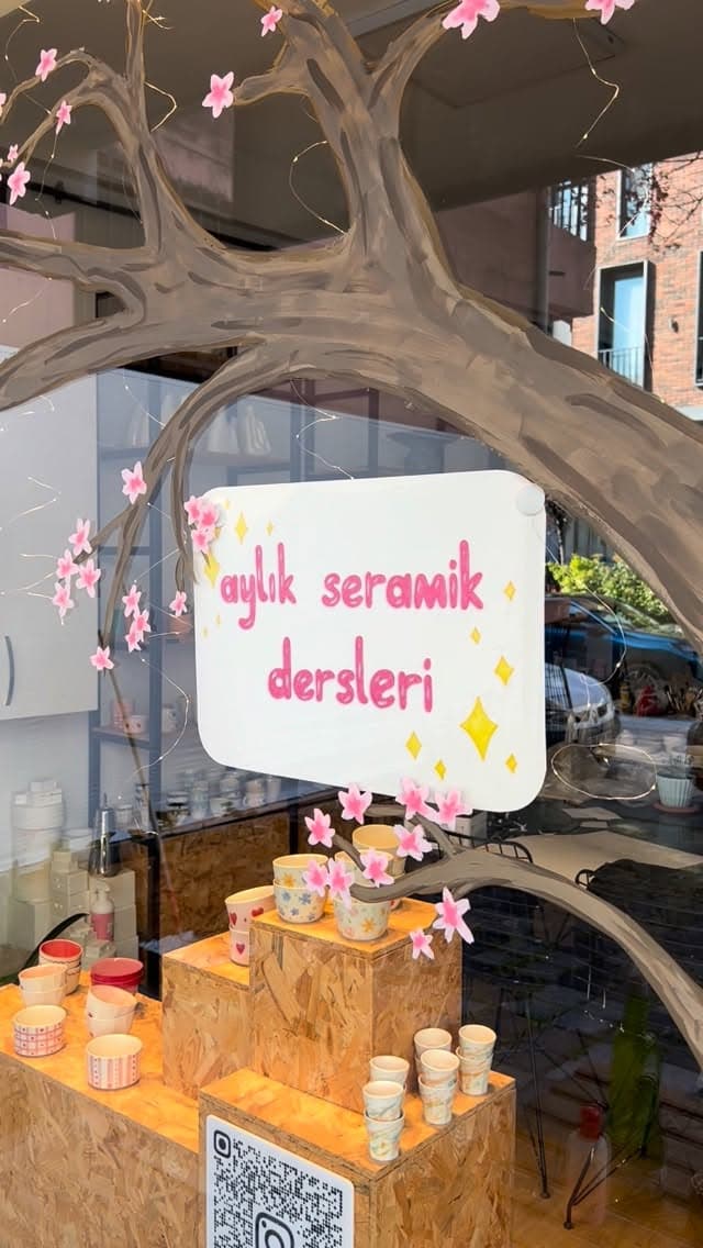 Aylık seramik atölyesi grubumuza katılmak için hemen mesaj gönder, yerini ayırt! 🌸
#seramikatölyes