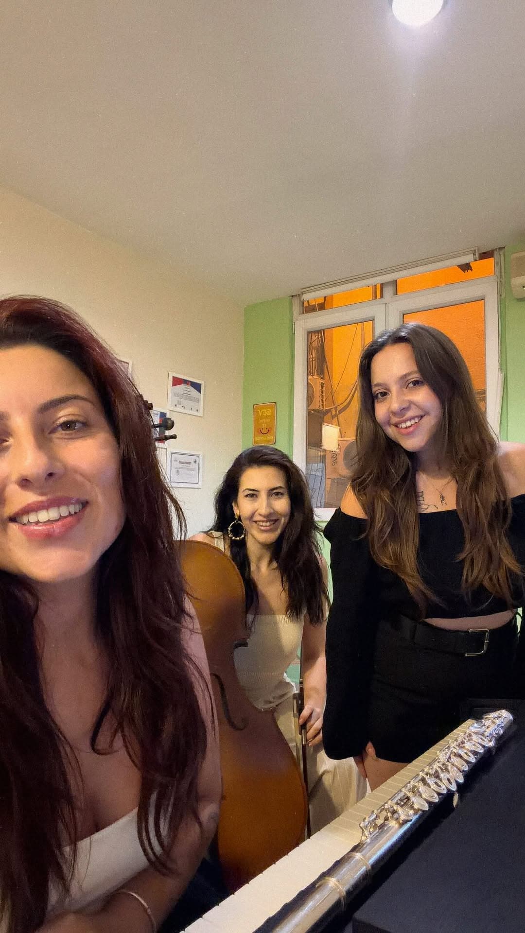 Derya Uluğ’un da dediği gibi; hep sana çıkıyor bu yollar… 💙🫂 #music #cover #friends #fun #instrume