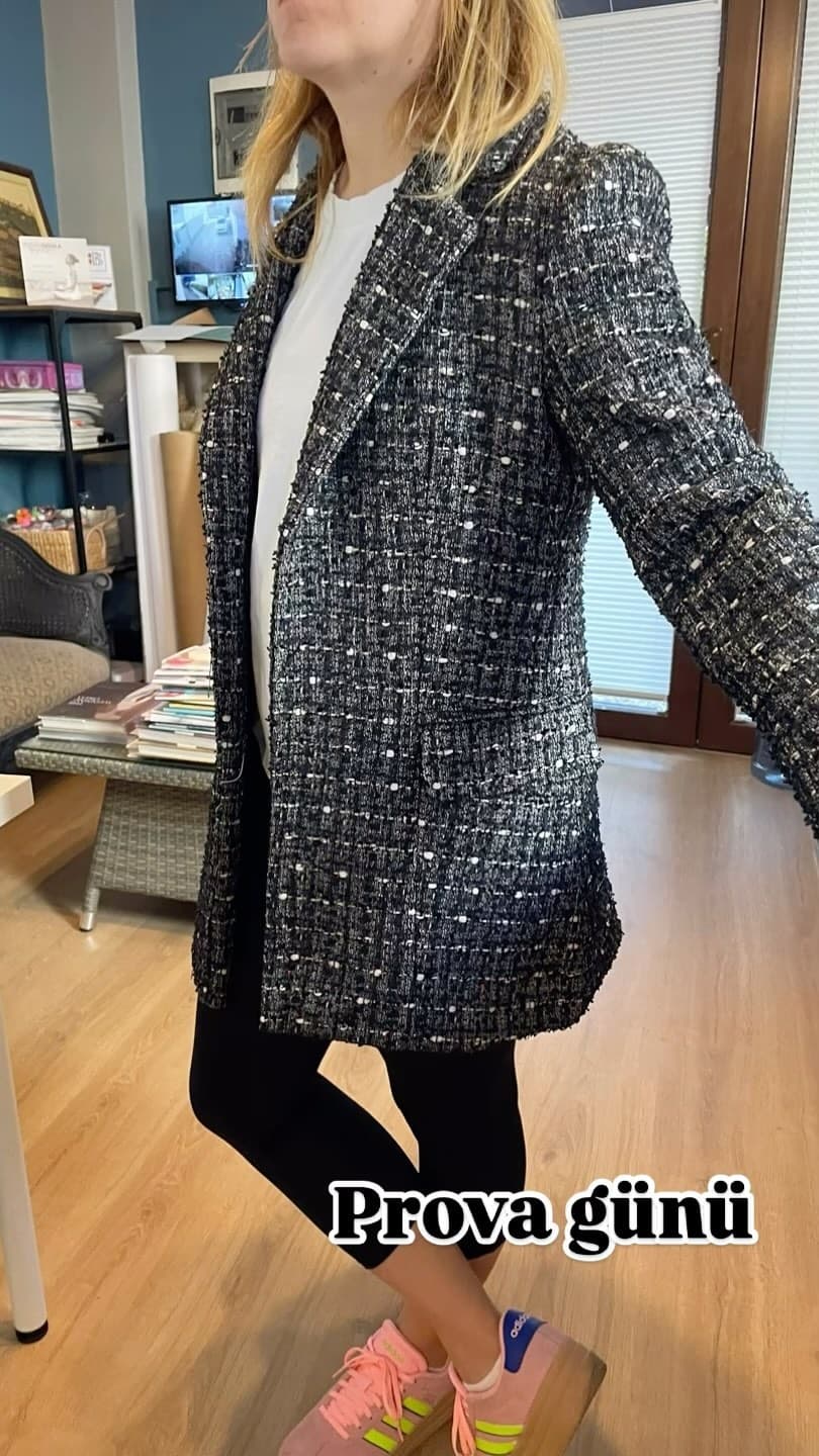 It’s the fitting day in the atelier @bestebragg @thebarre.urla #urla #fashion #best #tweeds #england