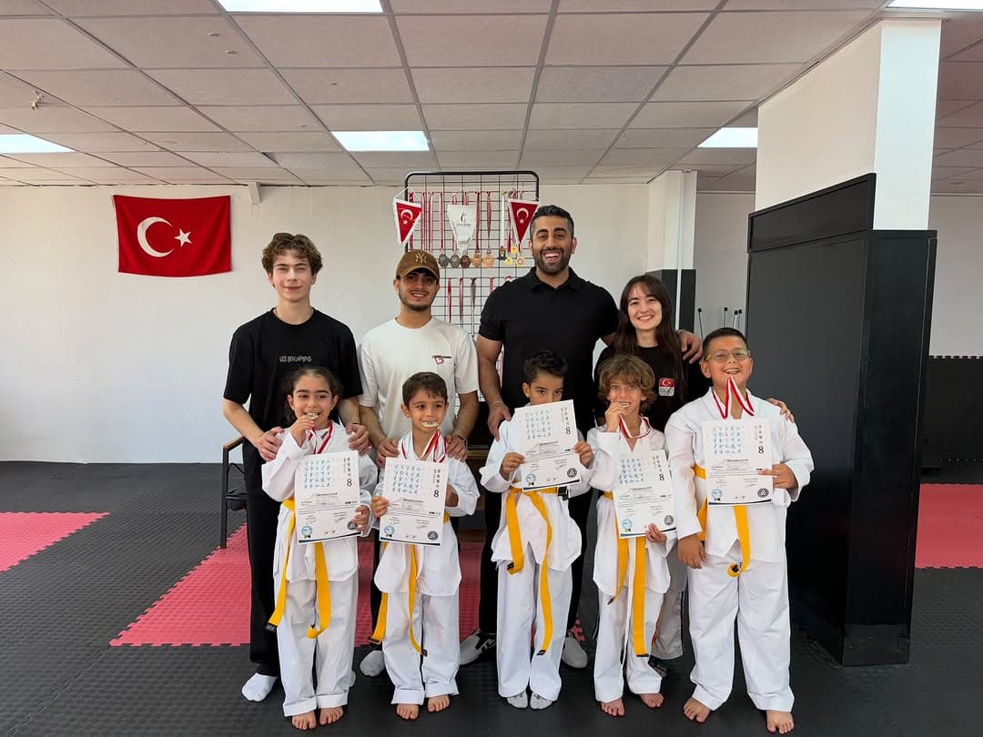 BGC Spor Akademi Narlıdere Kuşak Sınavımızı başarıyla gerçekleştirdik. 🥋
Sporcularımızın göstermiş