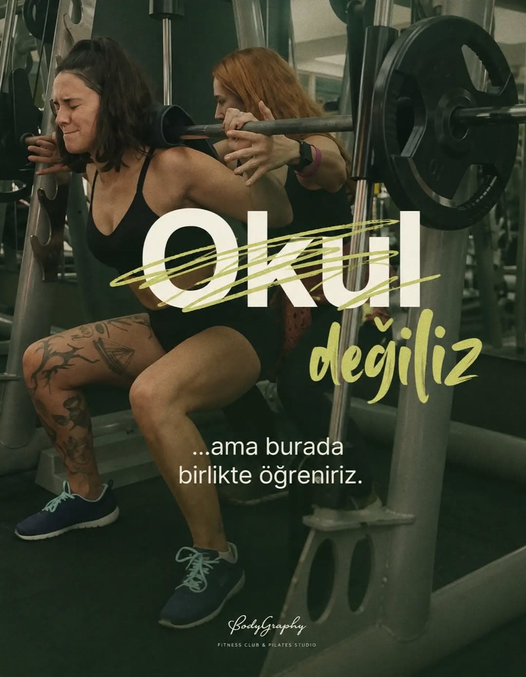 Salonunun, sadece içindeki ekipmanlardan ibaret değildir.
Bazen evinden çok zaman geçirir, bazen ya