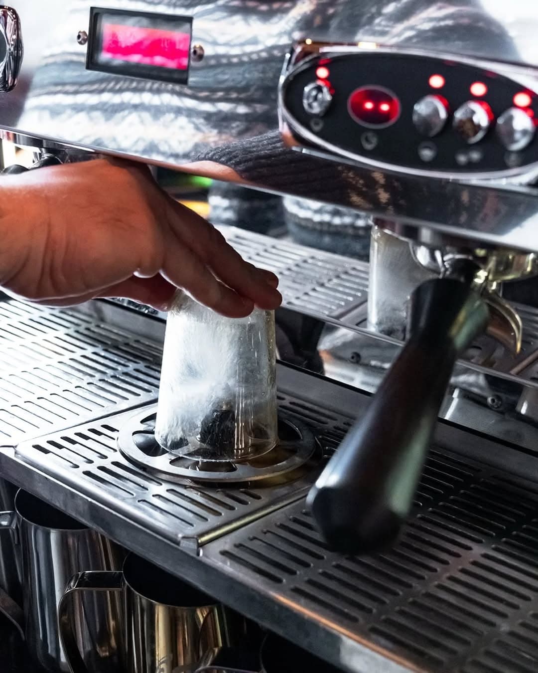 Bar kurulumunda sınırları kaldırın!
Sadece Steam Espresso makinelerinde sunulan ve özel isteğiniz ü