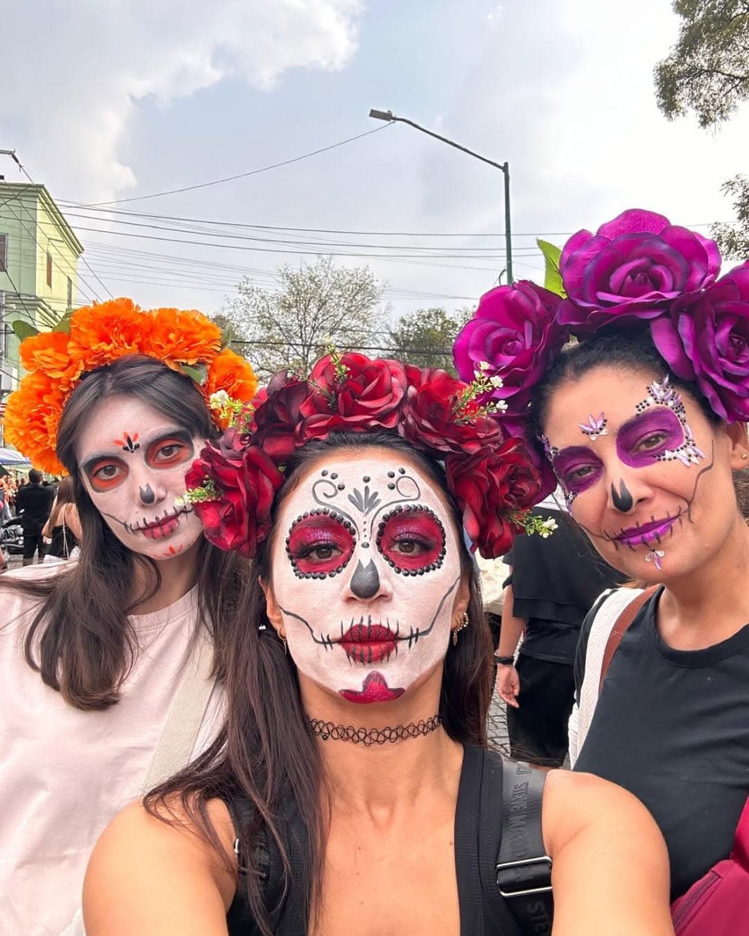 Meksika’nın renkleri, ritüelleri ve sokaklarında geçen unutulmaz anlar… 🇲🇽✨
Azteklerden kalan izl