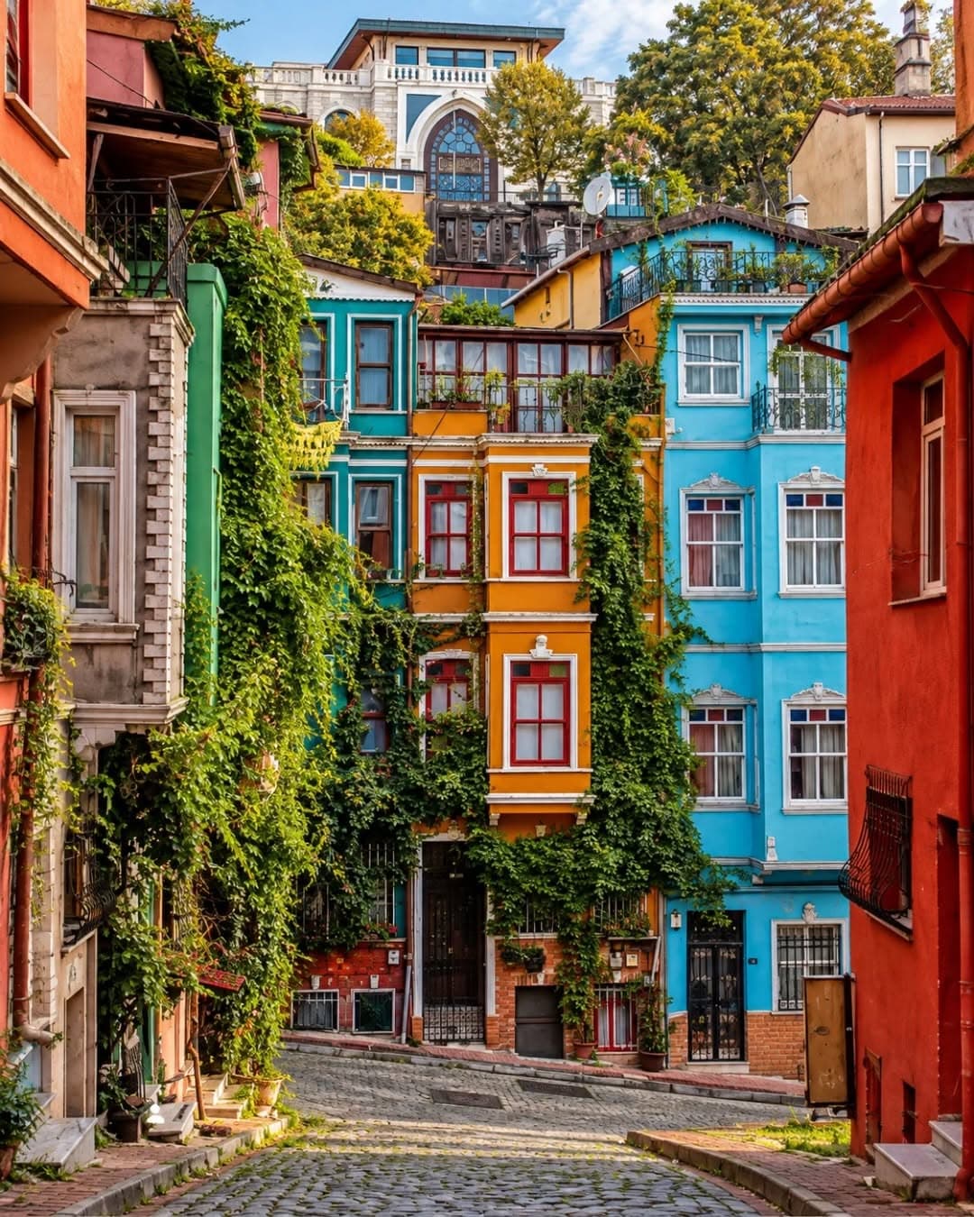 Cibali, Fener ve Balat turumuzda İstanbul’un farklı dönemlerden günümüze uzanan çok kültürlü tarihin