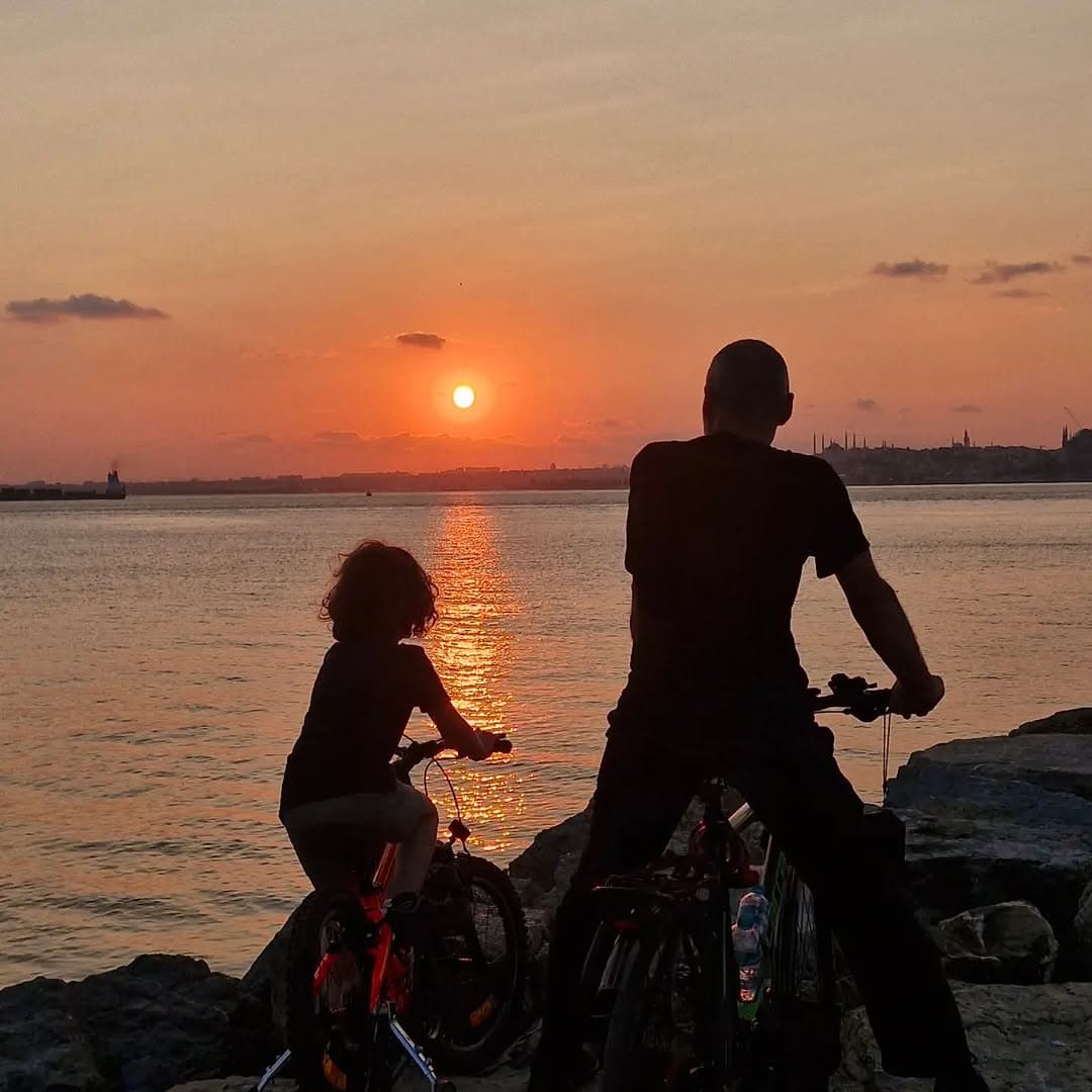Ebru Atölyesi, Kubilay Eralp Dinçer Instagram fotoğrafı