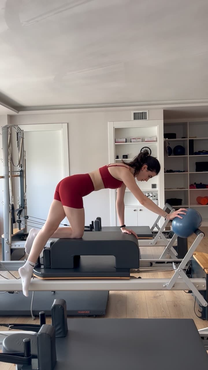 #pilates#reformerpilates#balance#fullbodyworkout