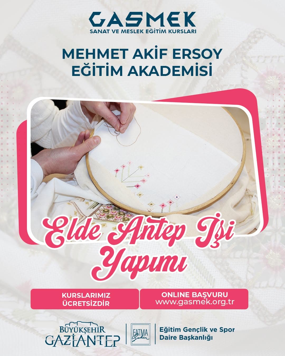 🧵 Gaziantep’in köklü el sanatlarından Elde Antep İşi, zarif motifleri ve ince işçiliğiyle kültürel