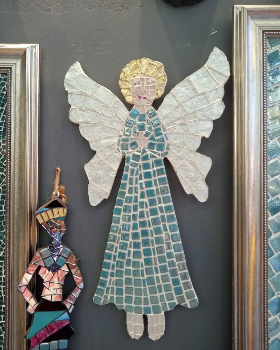 Melek cam mozaik objemiz 🤍
#angelmosaic #glassmosaic #mosaicart #Angel #melekmozaik #camsanatı