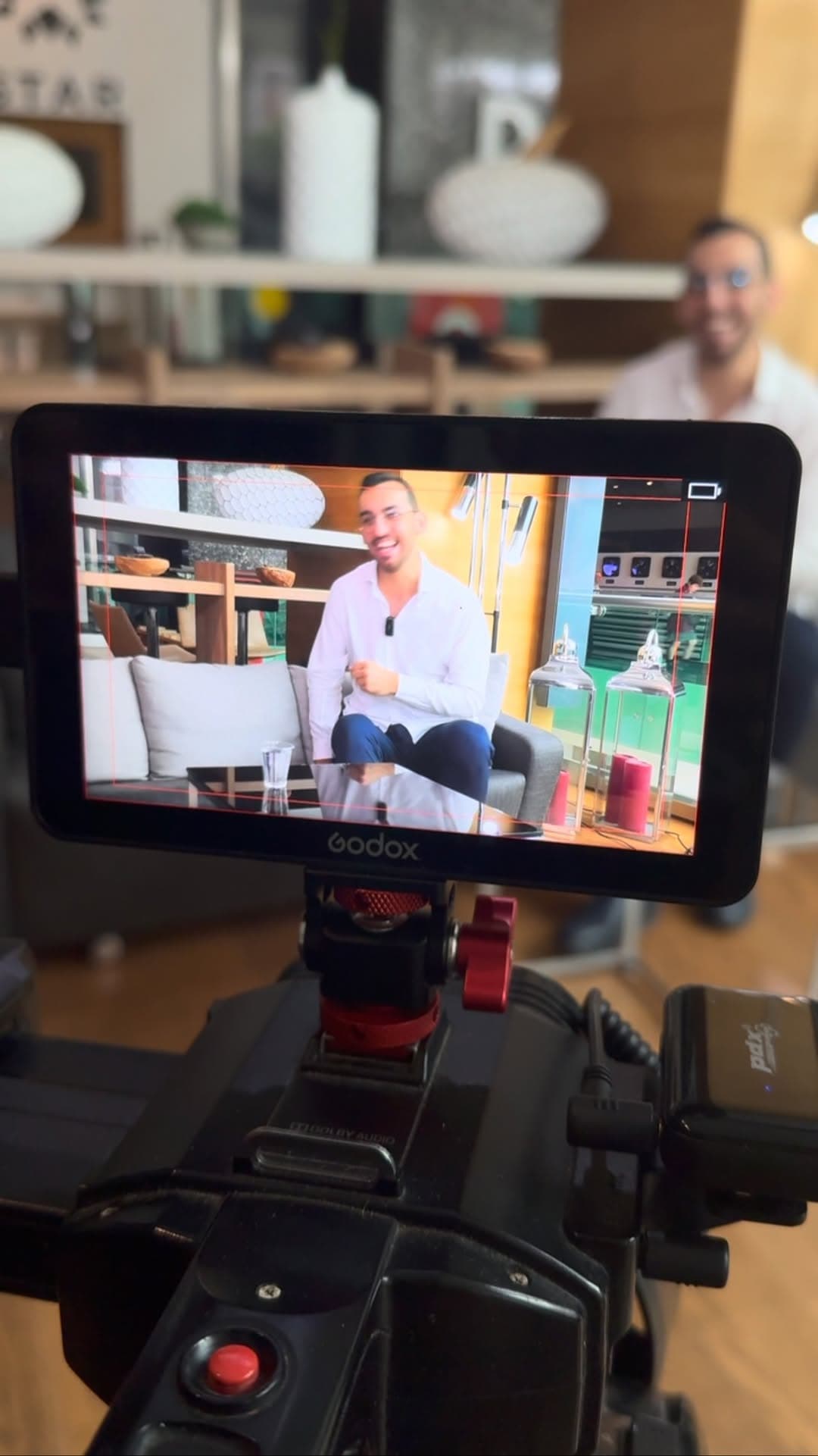 Bu hafta çok keyifli bir televizyon programı deneyimi yaşadım 🎥✨
Akademimden, müzikten ve yolculuğu