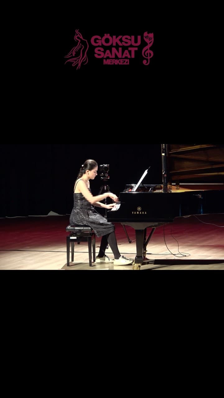 Sevgili Andya’nın konser performansından💕
Kumru Ballad
Fazıl Say