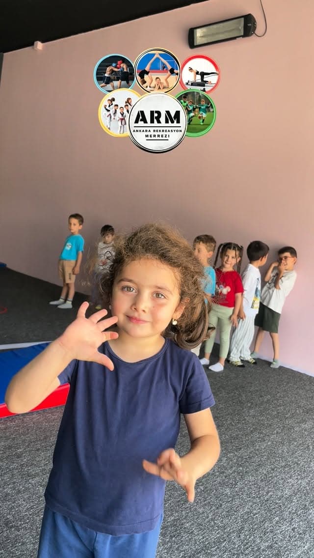 👉 Ailecek Spor Yapmak İstiyorsan Doğru Yerdesinn 🤝
✅ Çocuk Boks-Kick Boks
✅ Yetişkin Boks-Kick Bo