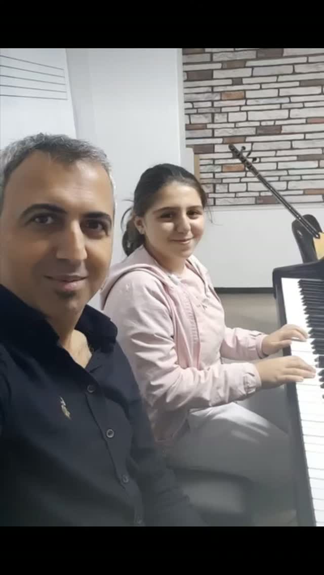 BÜYÜK BAŞARI! 🎻🎹✨
Güzel Sanatlar Hazırlık öğrencilerimden sevgili ERVA ÖZER yeteneği, azmi ve disi