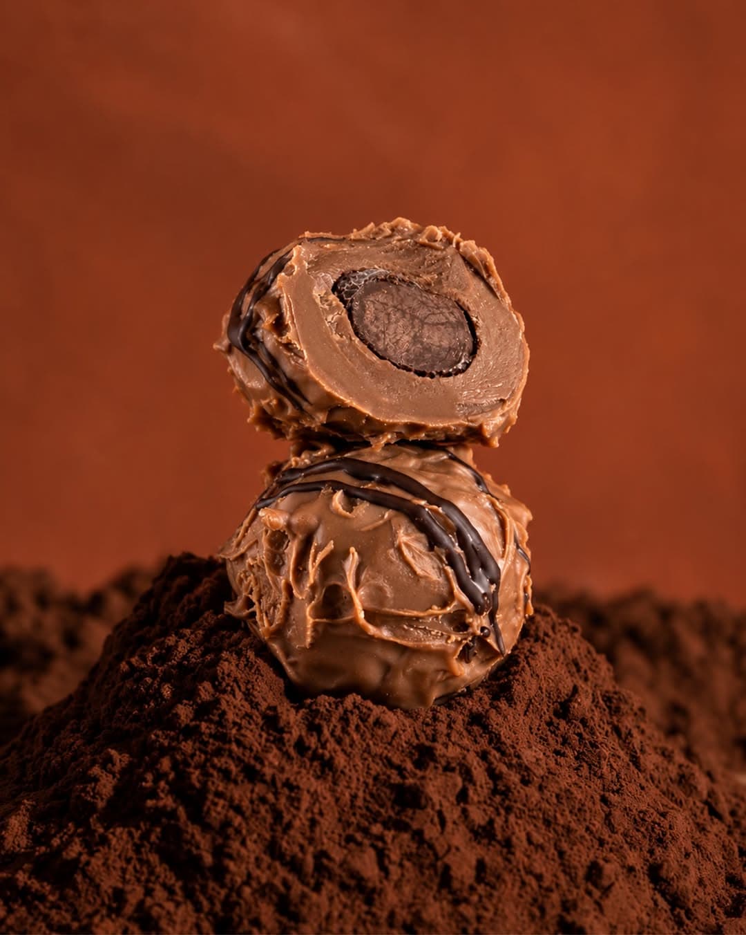 Sütlü & Bitter Truf Çikolata. Favoriniz hangisi? 🍫🤎
Göztepe, Teşvikiye, Four Seasons Sultanahmet