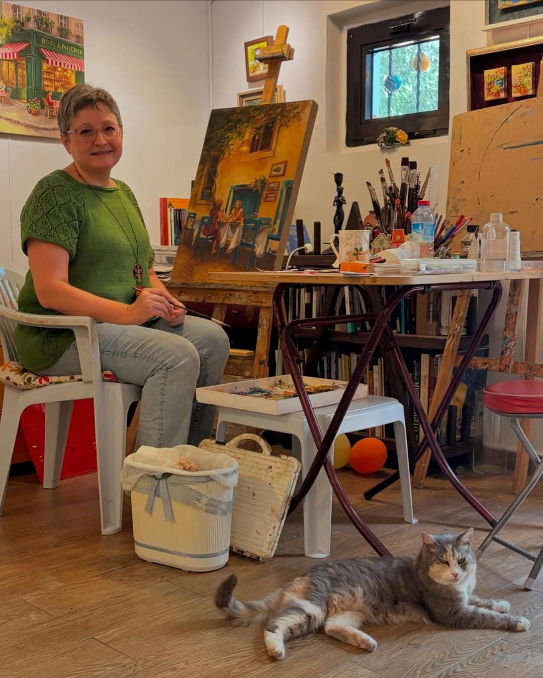 Yaz sıcağında en güzeli atölyede kişisel sergime hazırlanmak🎨🥰 9 Ocak’ta Sava Sanat Galerisi’nde b
