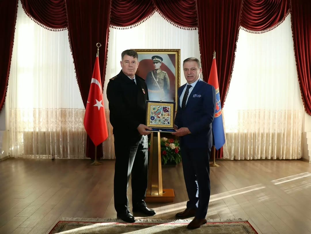 Başkanımız Mustafa Atayık, İstanbul İl Jandarma Komutanı Tümgeneral Sayın İdris Tataroğlu’nu makamın