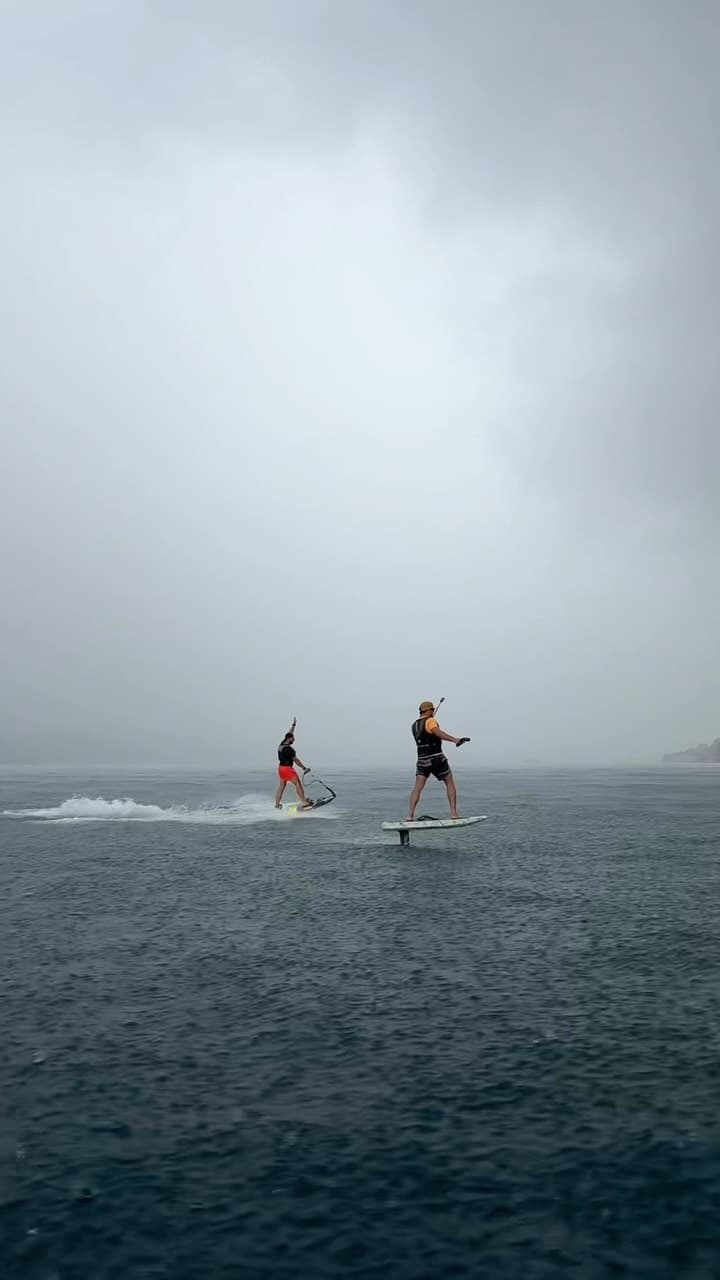 İstanbul Boğazında SUP ve Kano: Eşsiz Su Sporları Deneyimleri — Fotoğraf 2
