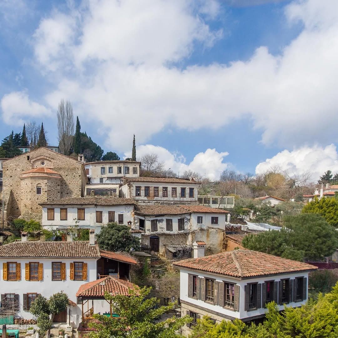 Dünyanın En İyi Turizm Köyü Şirince!
Tarihi, kültürel ve tarımsal açıdan önemli Şirince, UNWTO taraf