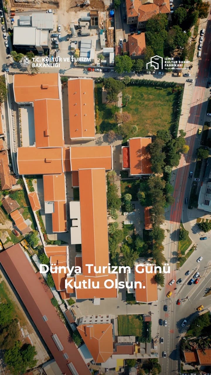 Dünya Turizm Günü’nde rotamızı İzmir’in kültür, sanat ve sanayi mirasına çeviriyoruz. 🌍✨
Asırlara