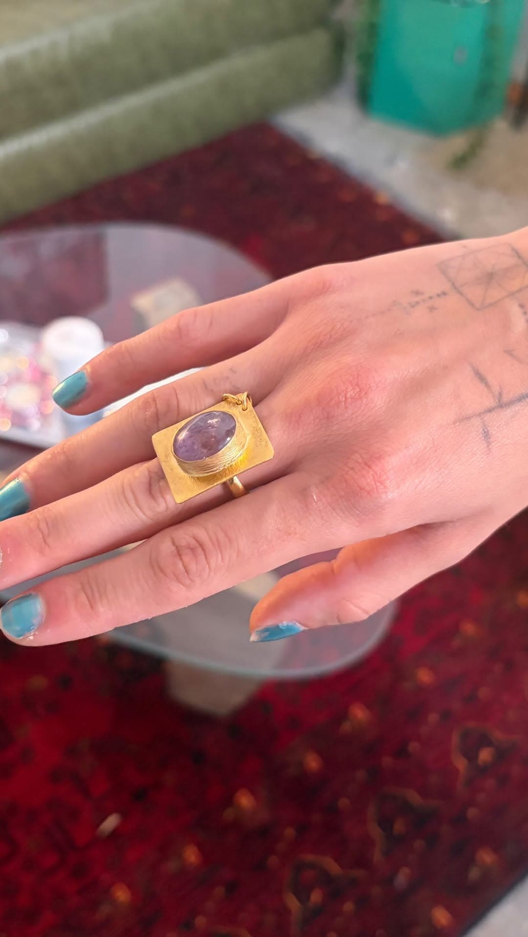 Turning an idea into a custom ring ✨⚒️ #jewelry #handcrafted