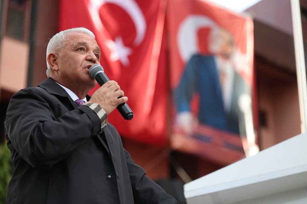 Ankara’nın başkent oluşunun 103. yıl dönümünde, Cumhuriyetimizin kurucusu Gazi Mustafa Kemal Atatürk