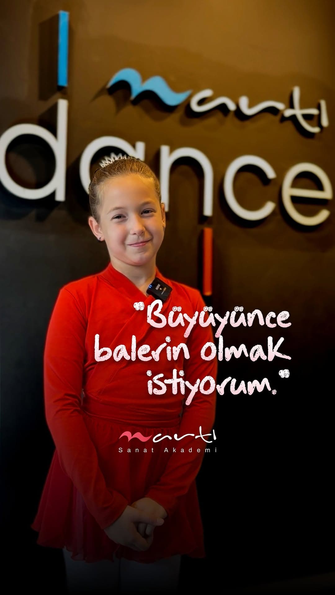 “Dans ederken kendimi mutlu hissediyorum.” 🩰✨
Bilge, Martı Sanat’taki deneyimini ve büyüyünce bale