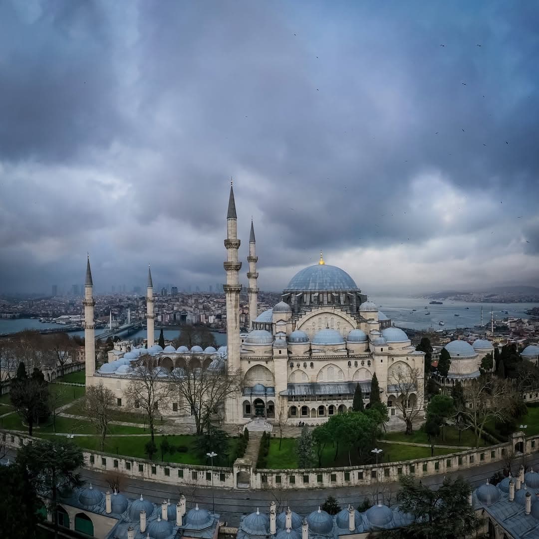 Allah’ın selamı, rahmeti ve bereketi üzerimize olsun.
Tüm hemşehrilerime #HayırlıCumalar.
📍Süley