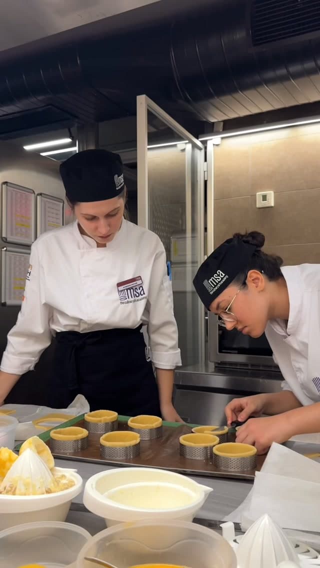 Erken kayıt için son günler!
Profesyonel Aşçılık ve Profesyonel Pastacılık eğitimleriyle gerçek mut