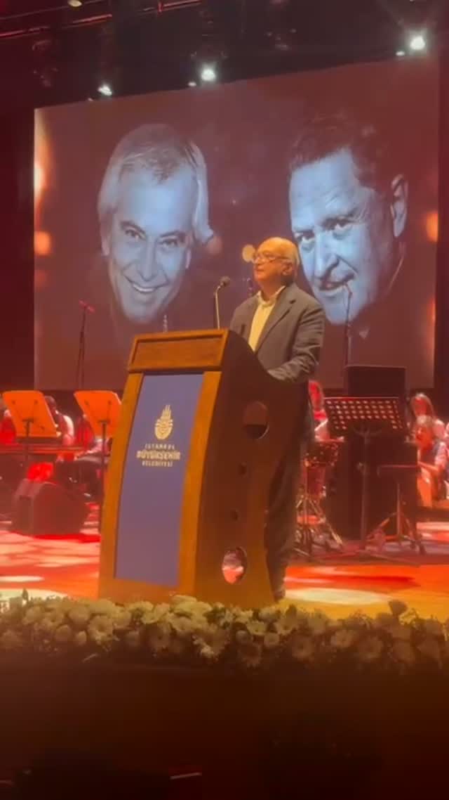 CRR, Tarık Akan anması
Vakıf Genel Sekreteri, Şair
Turgay Fişekçi @fisekciahmetturgay
#tarikakan