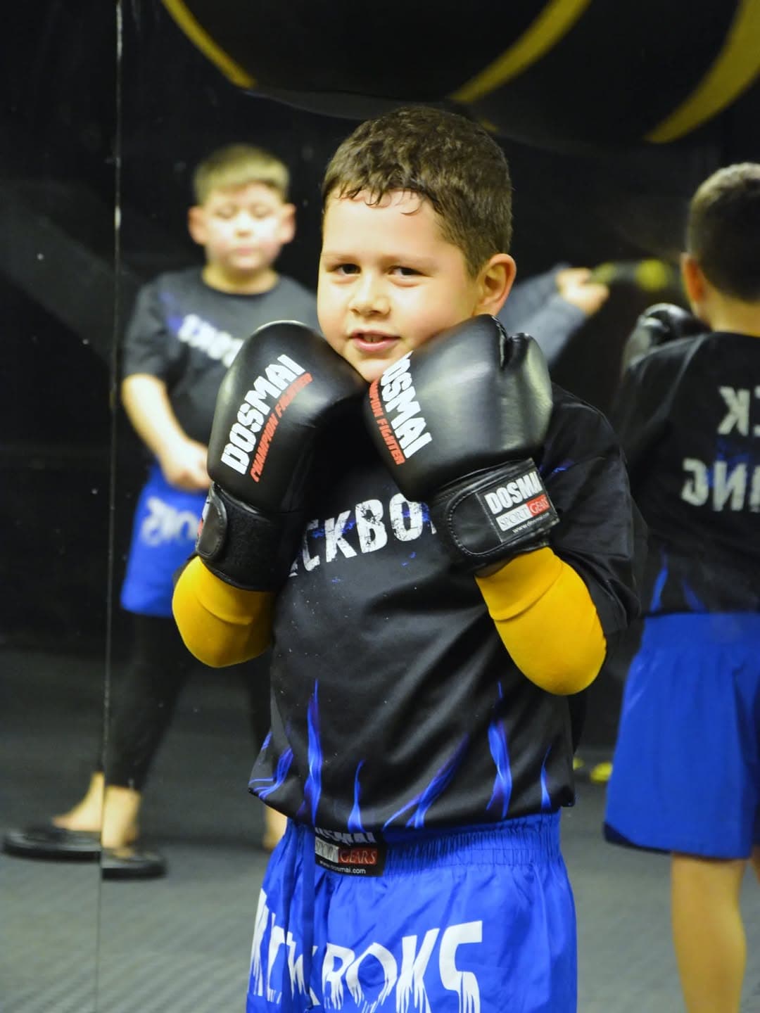 PARS Küçükler Kickboks 🥊
Küçük ama idallılar 😎
Bugünün küçükleri, yarının şampiyonları!🏅
Disipli