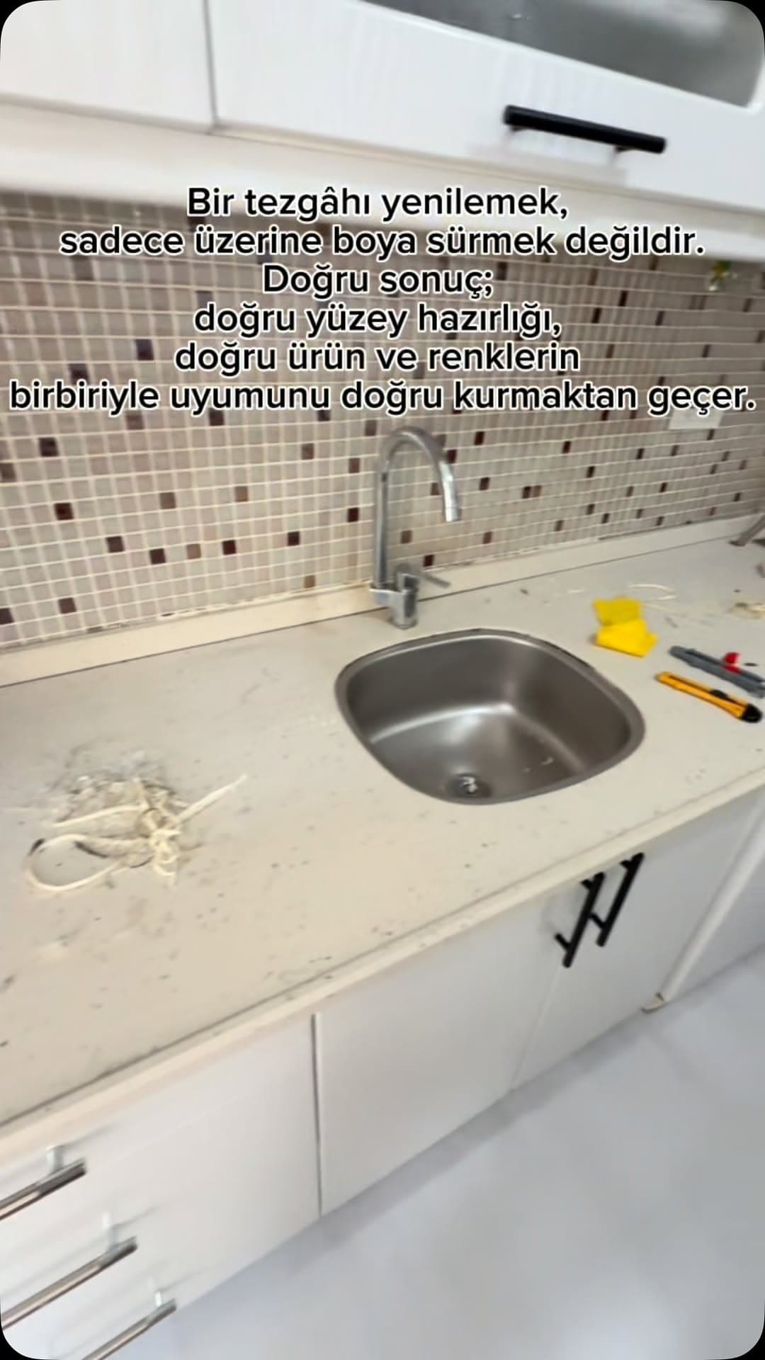 Tezgâh Yenileme💫💫
Bir tezgâhı yenilemek, sadece üzerine boya sürmek değildir.
Doğru sonuç; doğru