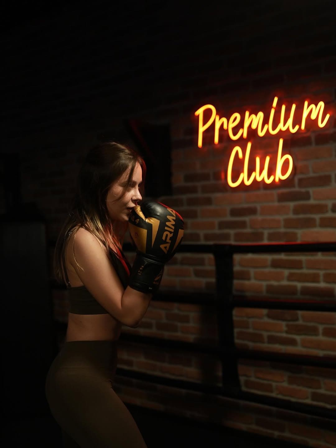 Premium White Club — Fotoğraf 6