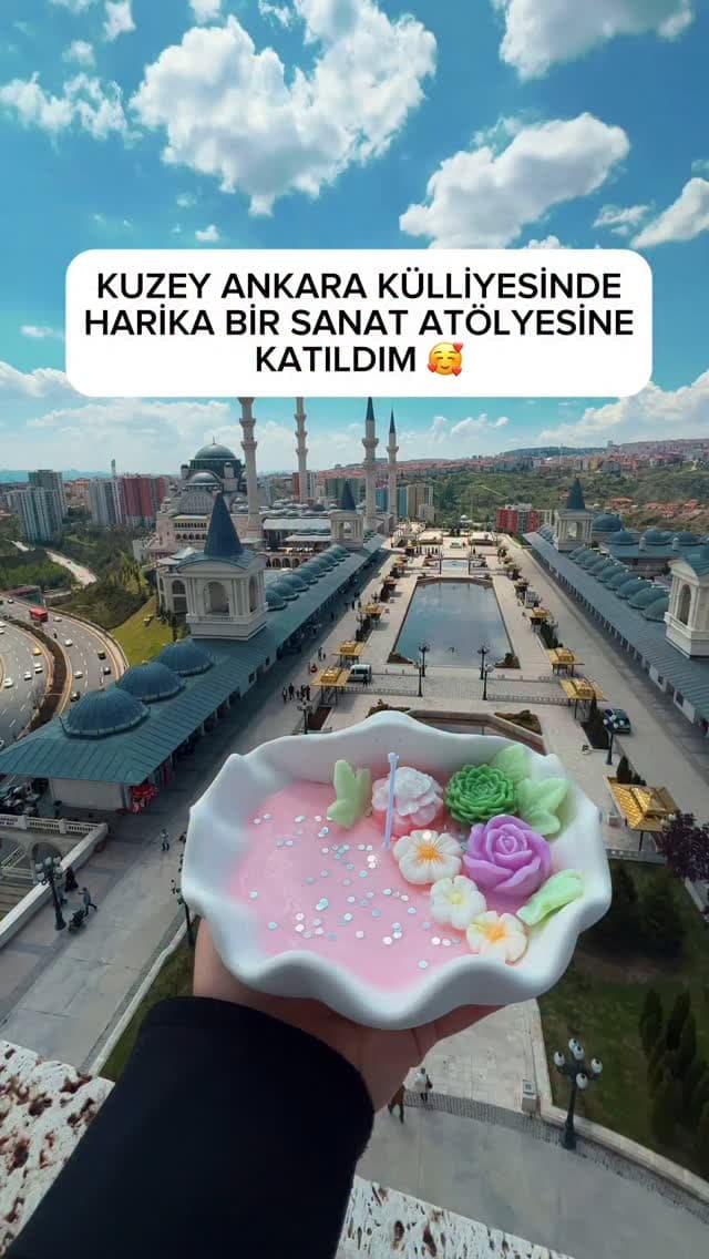 Bugün Kuzey Ankara (Büyük Ankara) külliyesinde muhteşem bir sanat atölyesine katıldım 🥰
Bu atölyed