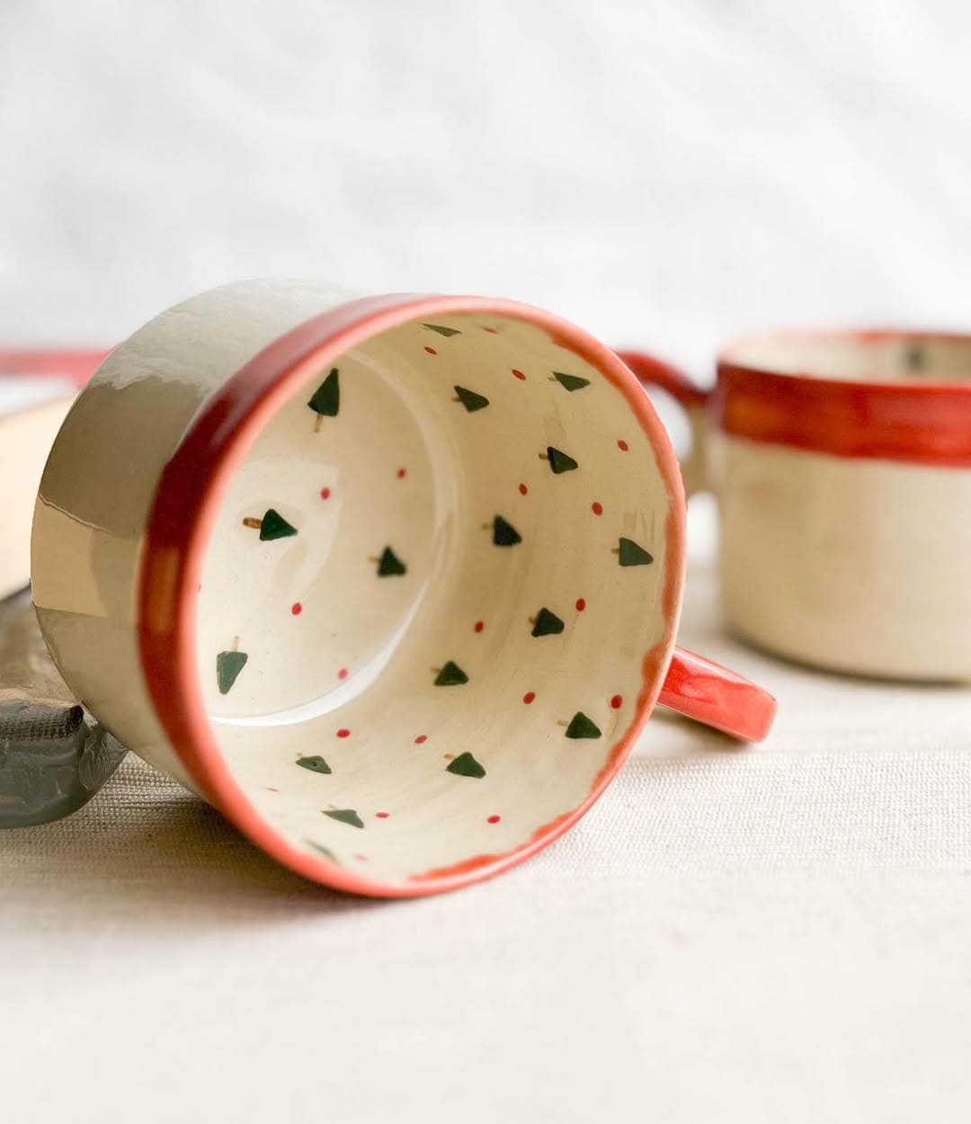 🌲🌲🌲
.
.
.
#pottery #handmade #pinetree #stoneware #ceramic #ceramiclovers #gift #teatime #coffeet