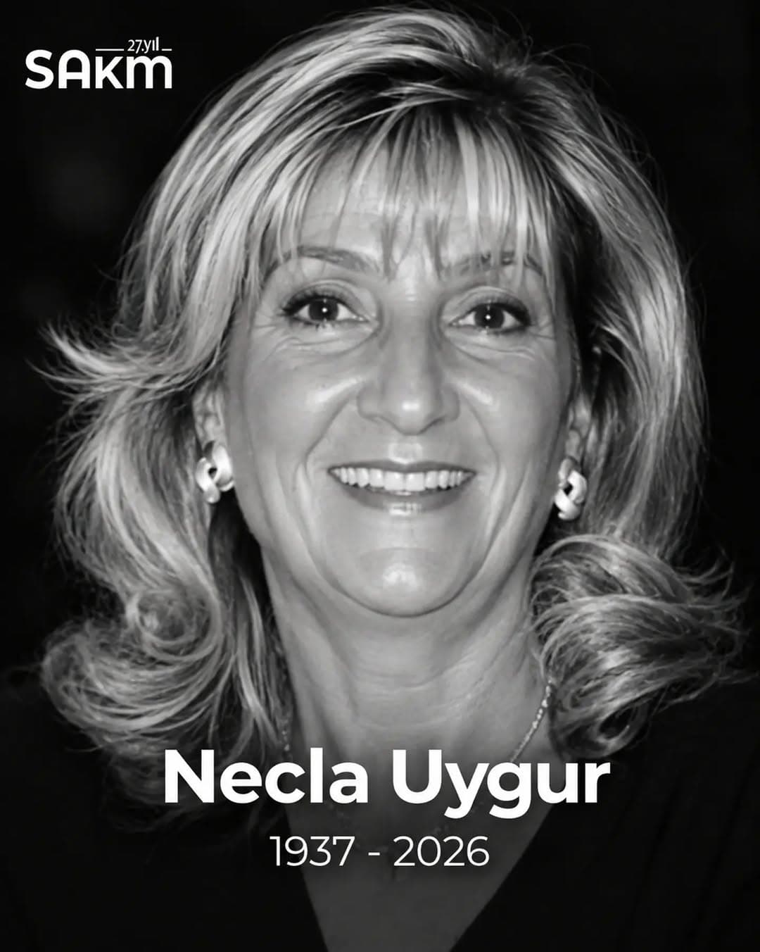 Usta sanatçı Necla Uygur'un vefatını derin bir üzüntüyle öğrenmiş bulunuyoruz. Kendisine Allah’tan r