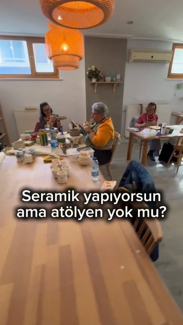 Seramik yapıyorsun ama kendi atölyen yok mu?
SIRLA’da seramik üretenler için
paylaşımlı atölye kull