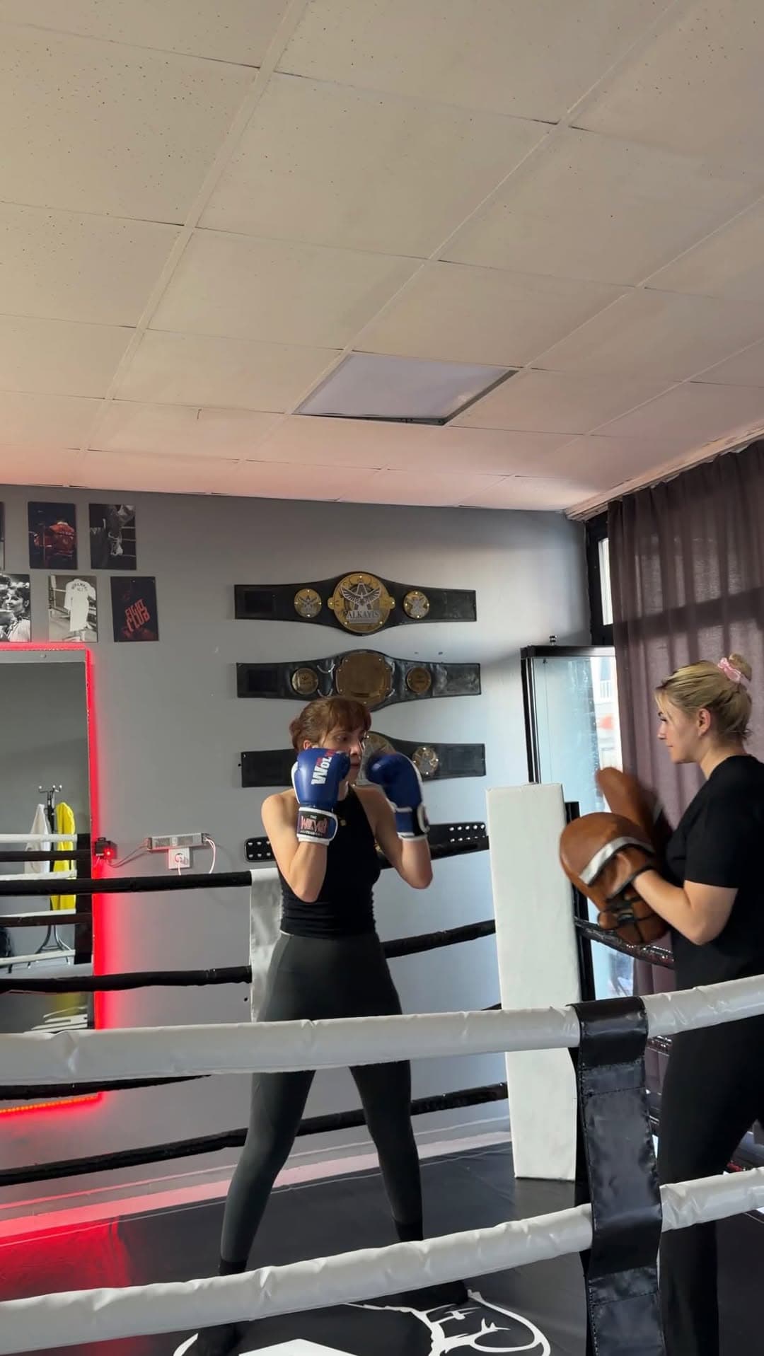 Büşra Hanım’la kickboks pad çalışmamız
Pt: @seymanurakdemiir