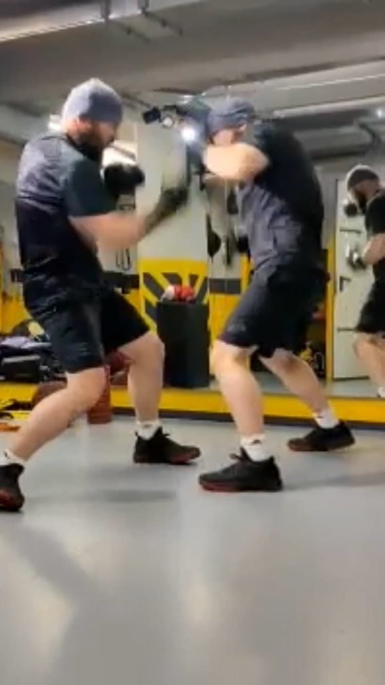 @spirrclub @orkunonut #boks #boxing #sparring #yourself #myself #work #workout #kadıköy #istanbul 👍