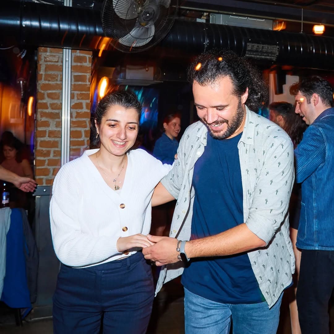 21.04.2026 @venabesiktas da Frankie Salısı sosyal dans partimizden kareler💃🏻🕺🏻
📷 @ahmetfbilgen