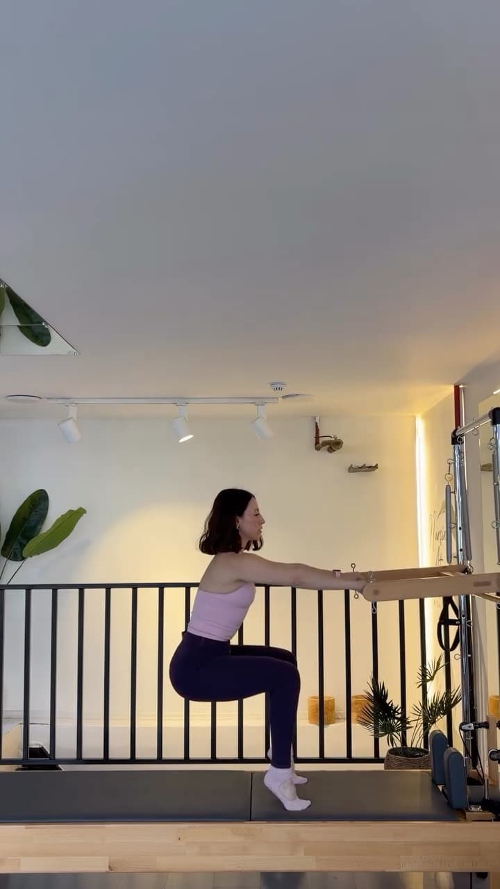 Squat & Lunge Series | Tower Pilates
Strong legs start with control. ✨
Güçlü bacaklar, kontrollü h