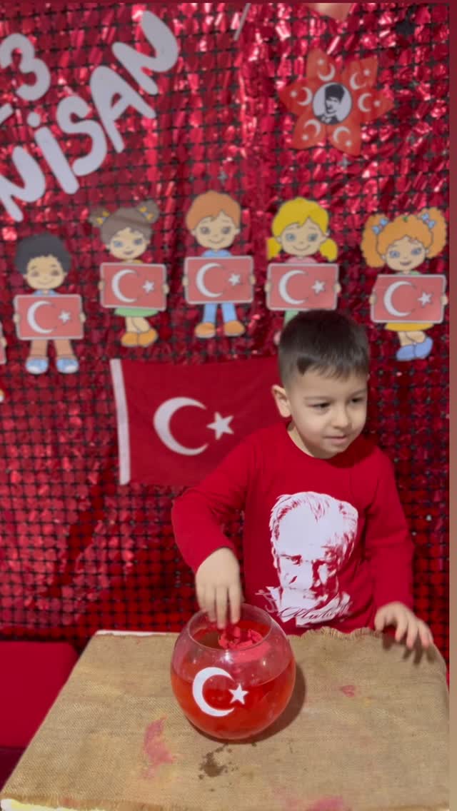 23 Nisan kutlu olsun 🇹🇷
Geleceğimizin umudu çocukların yüzü hep gülsün ✨❤️🤍
#23nisankutluolsun #