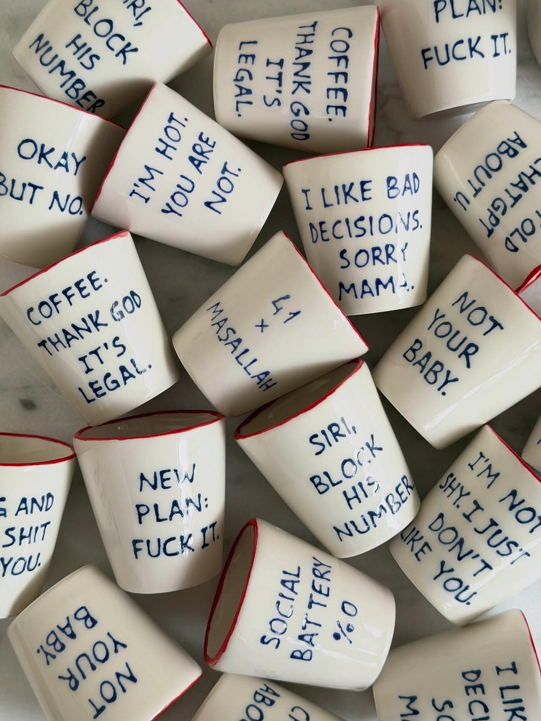 Coffee first. Attitude always.
#ceramic #coffeevibes #dailyrituals #pottery #seramik