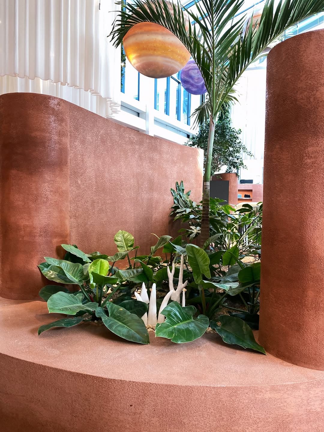 ‘Subterra Species’
Ceramic Installation for @beymen tersane
80 pieces ~ 3 weeks
Sculptural traces