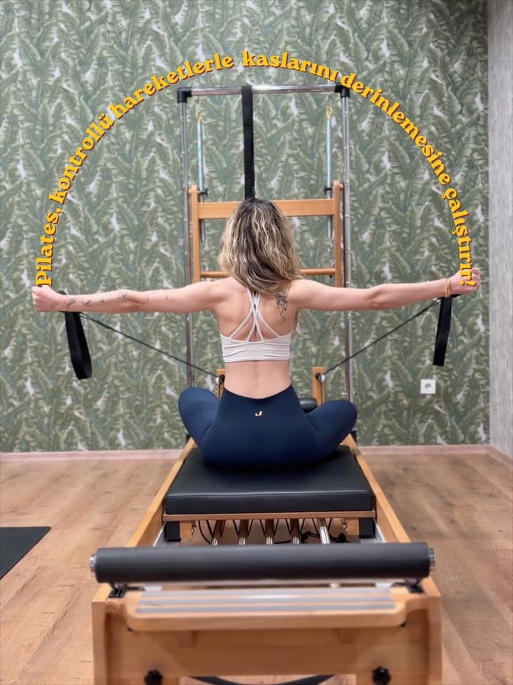 Alanında uzman, TCF belgeli eğitmenler eşliğinde Reformer Pilates ile 👉🏻kontrollü güçlen, duruşunu