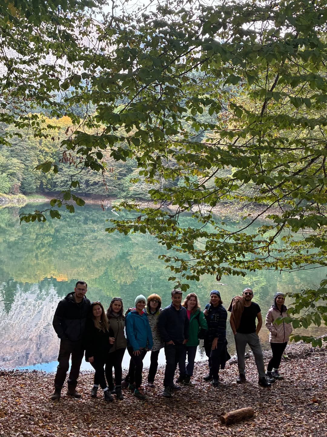 🏕️ SONBAHARDA KAMP TABİİ Kİ BİZDEN SORULUR! 😁🍂
Sonbaharın tüm güzelliğini doğanın içinde yaşayar